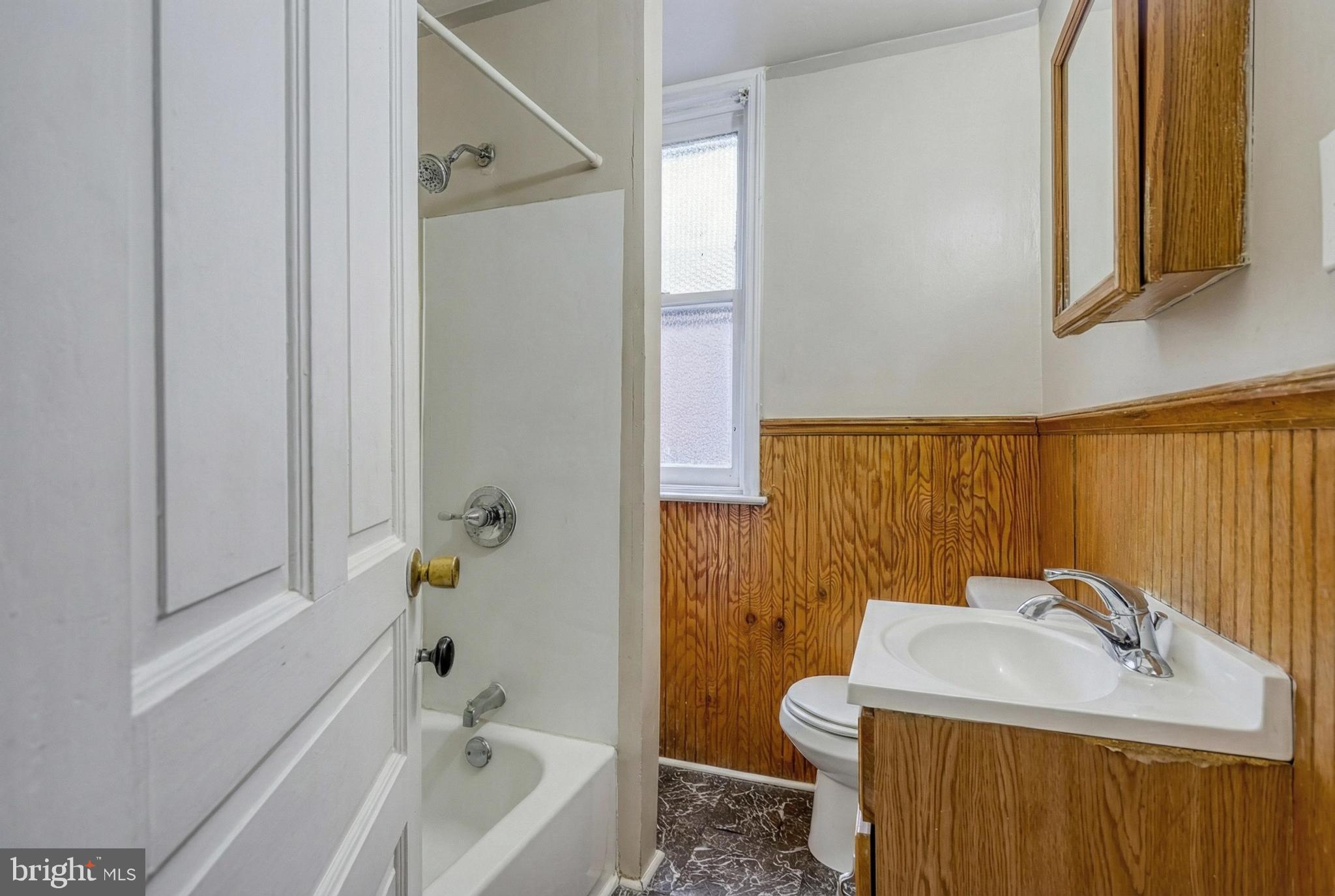 628 Chestnut Street York, PA 17403 - Photo 27 of 39