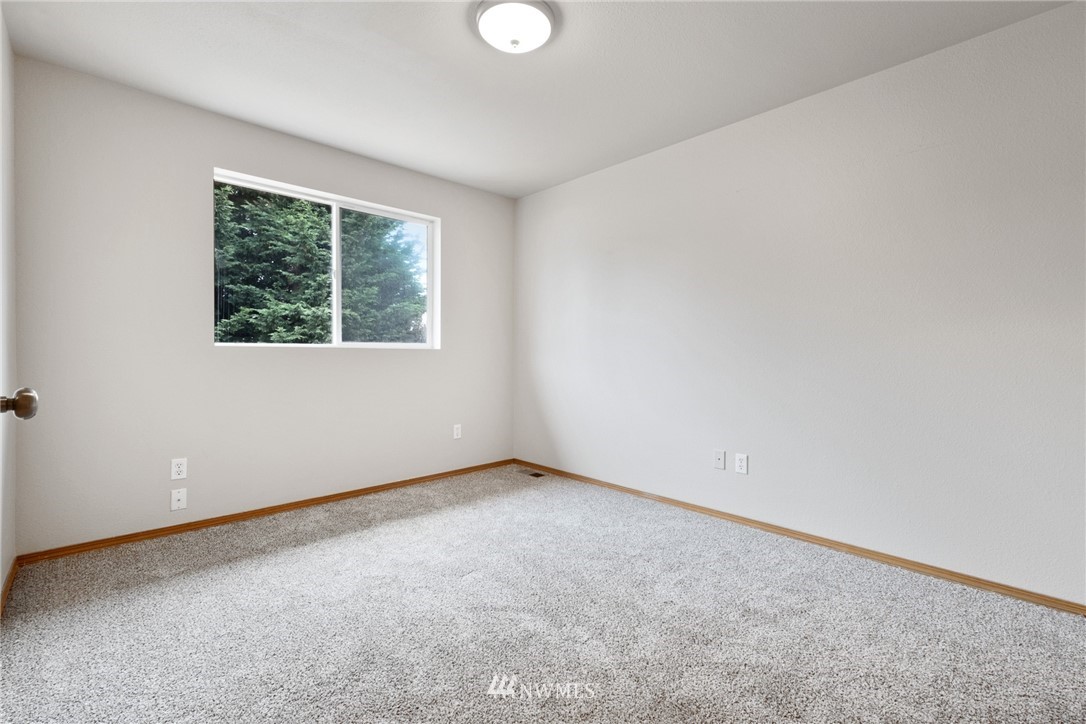 626 Rachael Place Kent, WA 98032 - Photo 11 of 14 Gallery Image 11