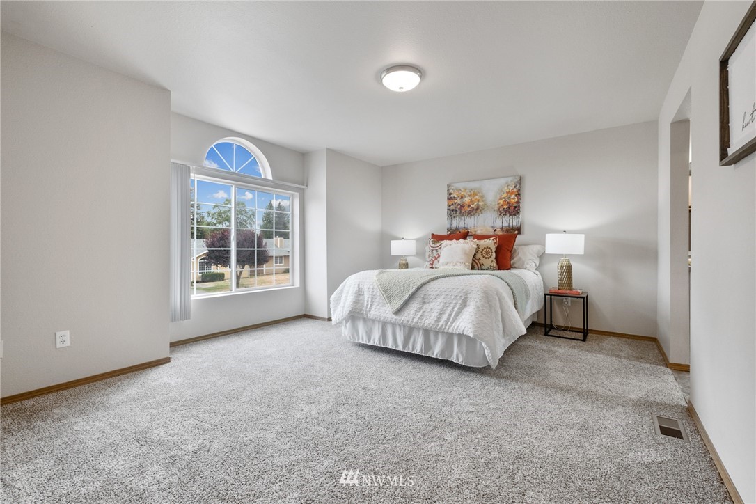 626 Rachael Place Kent, WA 98032 - Photo 9 of 14 Gallery Image 9