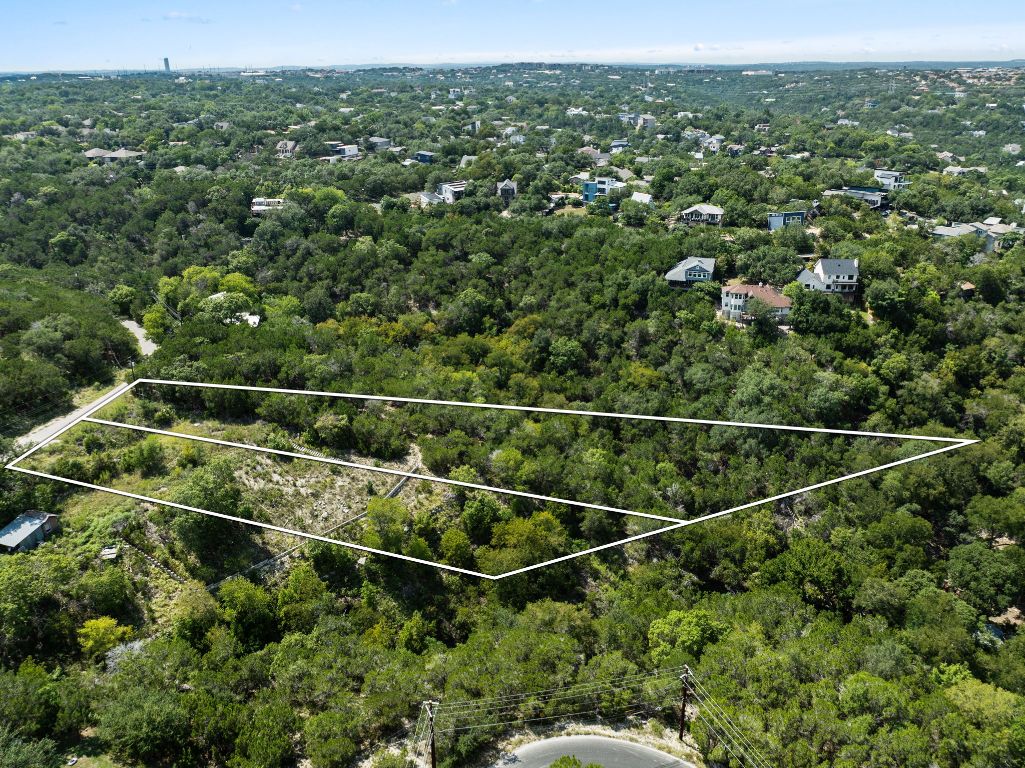 2314 Little Beaver Trail Austin, TX 78734 - Photo 36 of 39 a view of a yard from a balcony