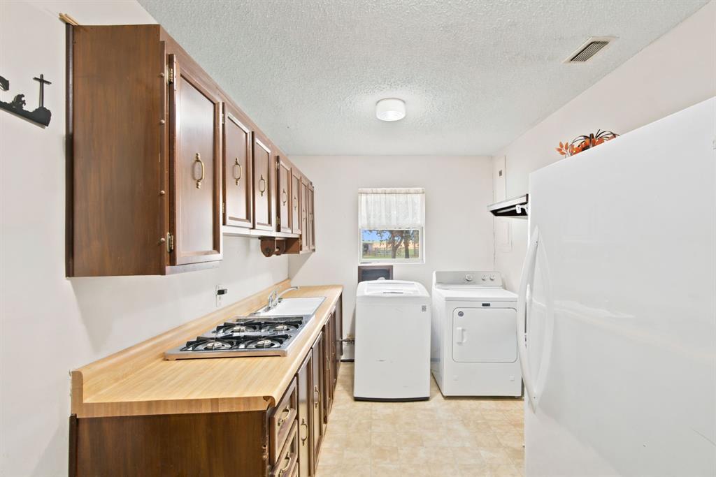 618 Highway 2731 Rising Star Tx 76471 Rising Star, TX 76471 - Photo 12 of 39 Gallery Image 12