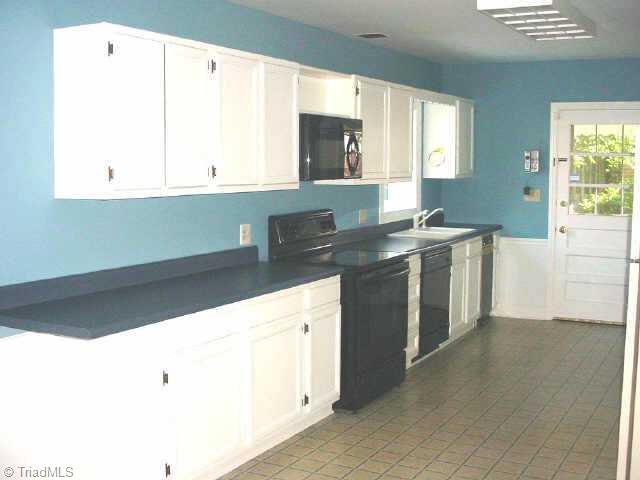 2733 Spring Garden Road Winston-Salem, NC 27106 - Photo 7 of 9 Other.