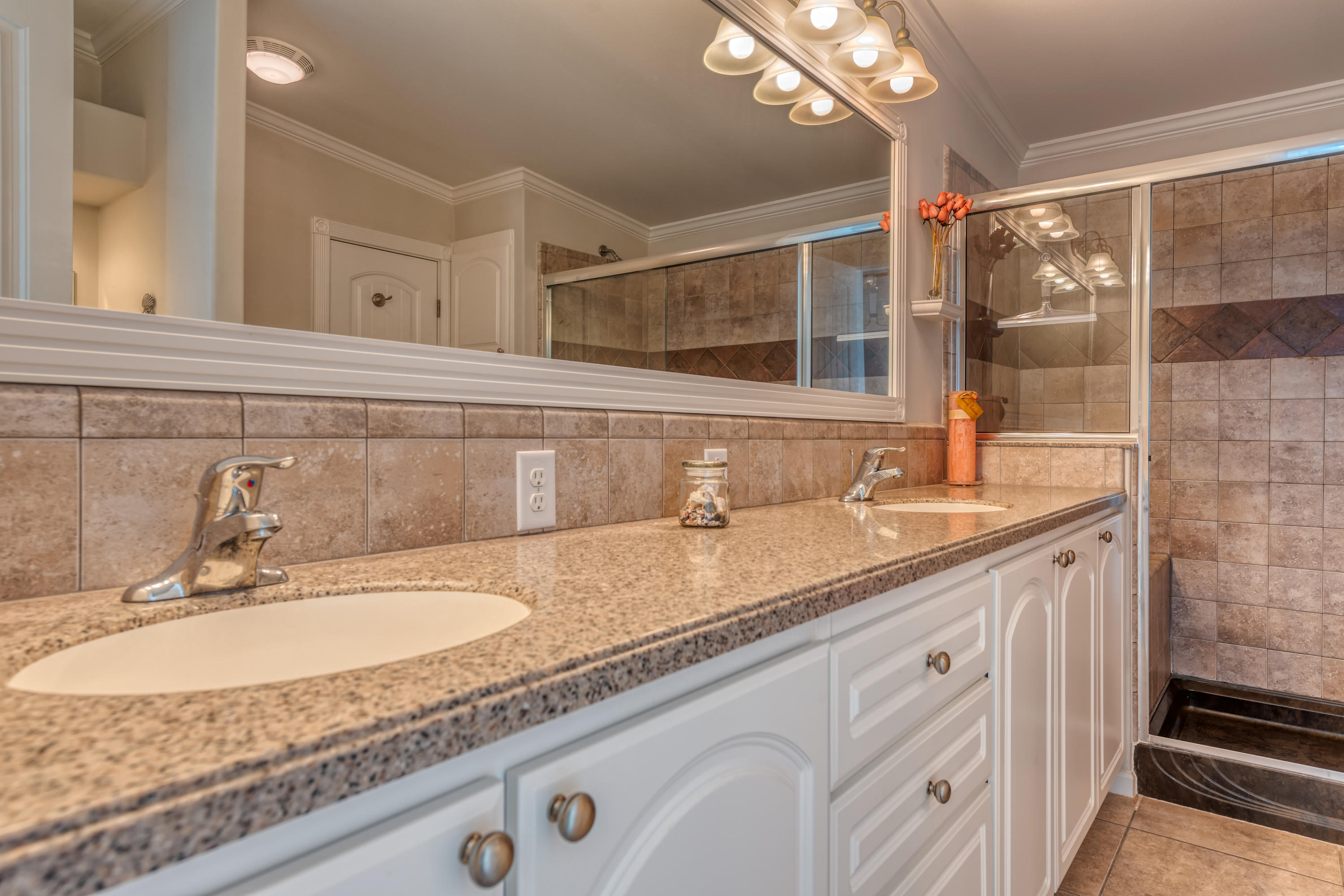 983 Indies Road Summerland Key, FL 33042 - Photo 21 of 38 028