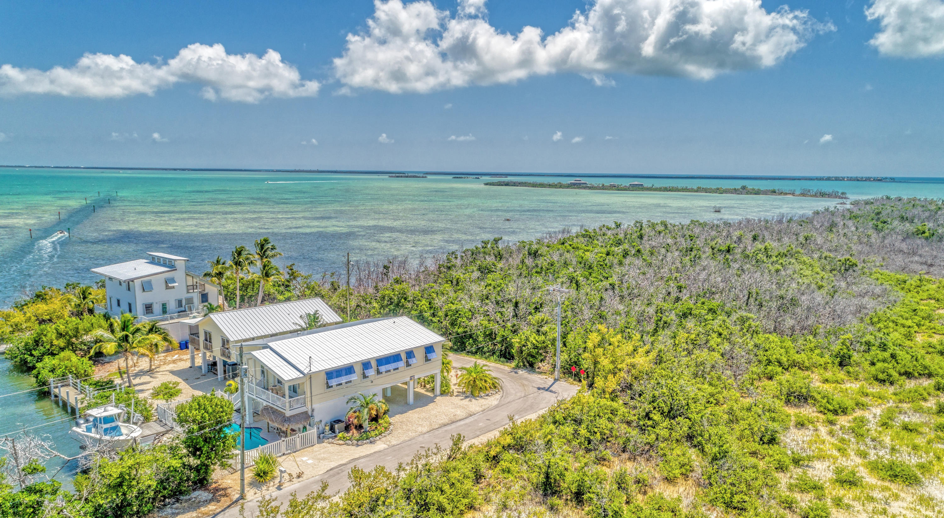 983 Indies Road Summerland Key, FL 33042 - Photo 29 of 38 040