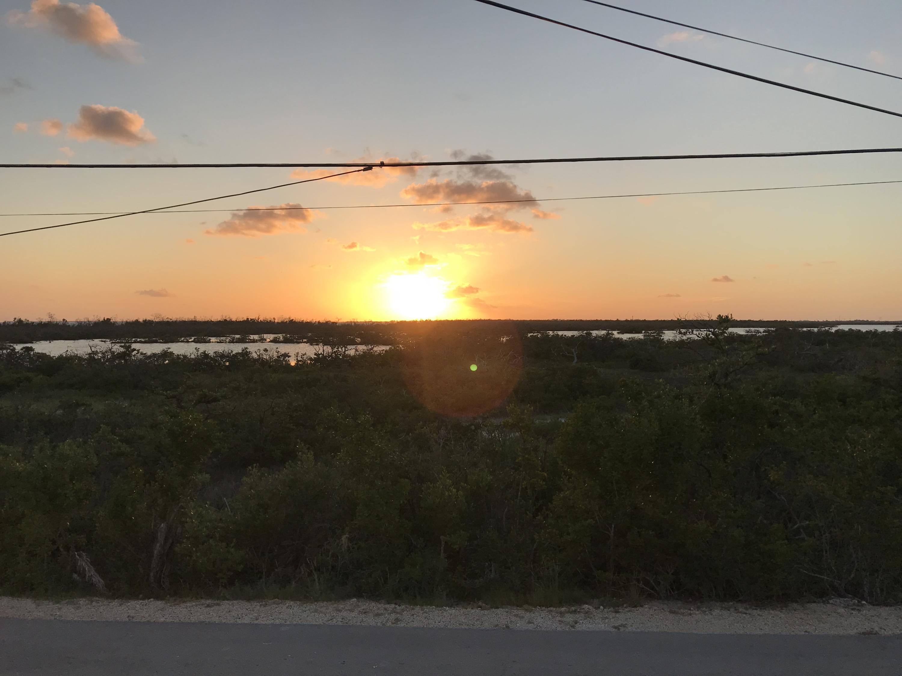 983 Indies Road Summerland Key, FL 33042 - Photo 33 of 38 sunset