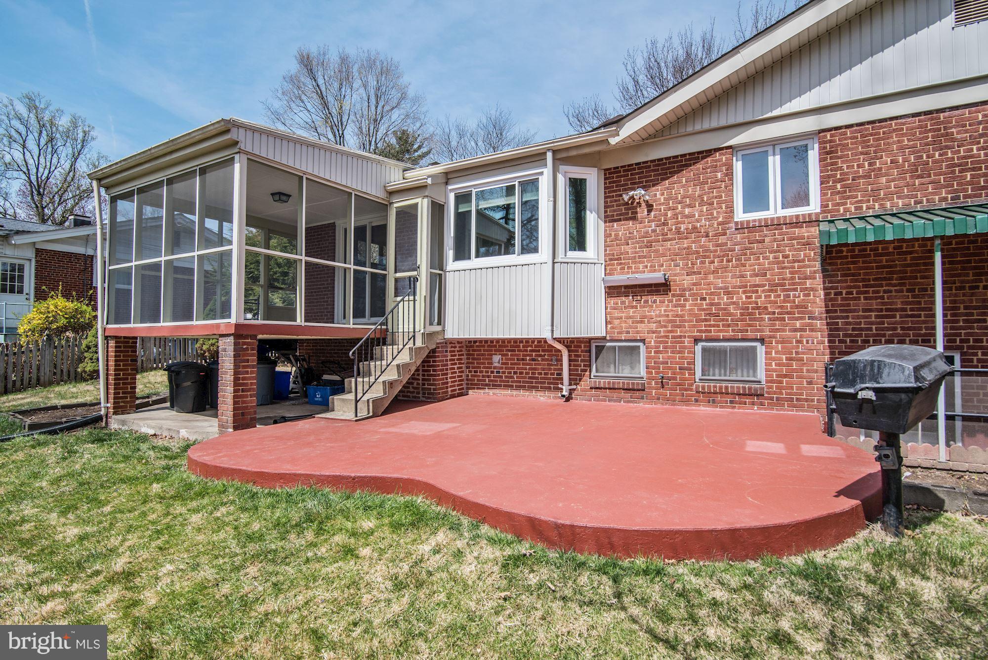 1802 Ladd Street Silver Spring, MD 20902 - Photo 27 of 29 Exterior (Rear)