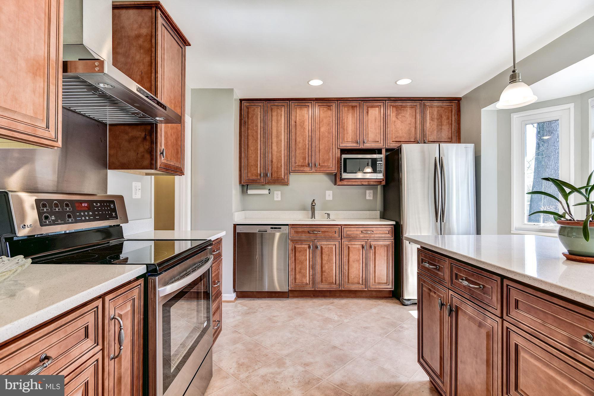 1802 Ladd Street Silver Spring, MD 20902 - Photo 7 of 29 Kitchen
