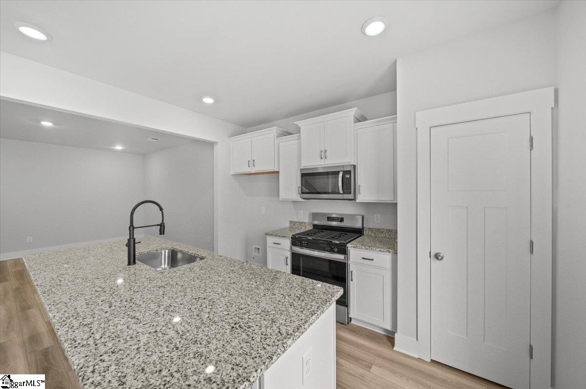 1219 Cherry Orchard Road Moore, SC 29369 - Photo 6 of 29