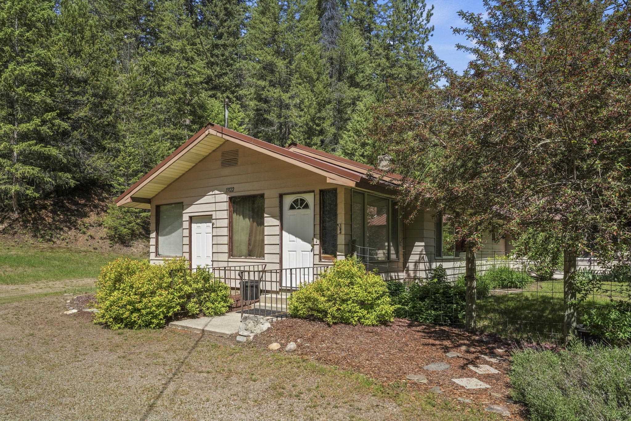 13122 Deer Valley Road Newport, WA 99156 - Photo 6 of 50