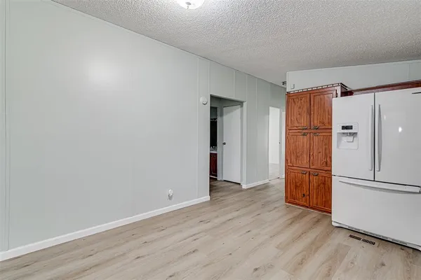 $1,675 | 140 H And O Lane, Alvarado, TX 76009