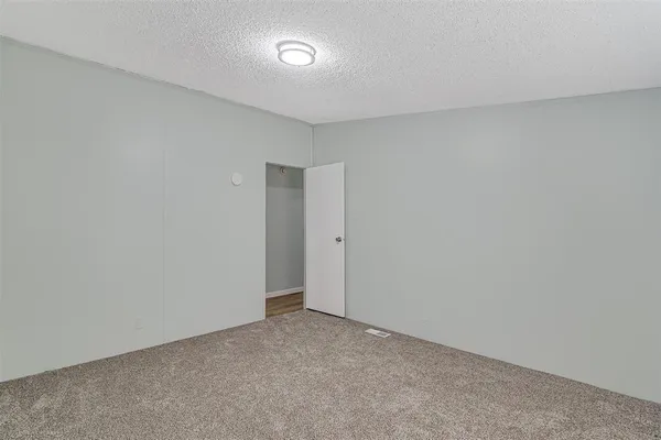 $1,675 | 140 H And O Lane, Alvarado, TX 76009