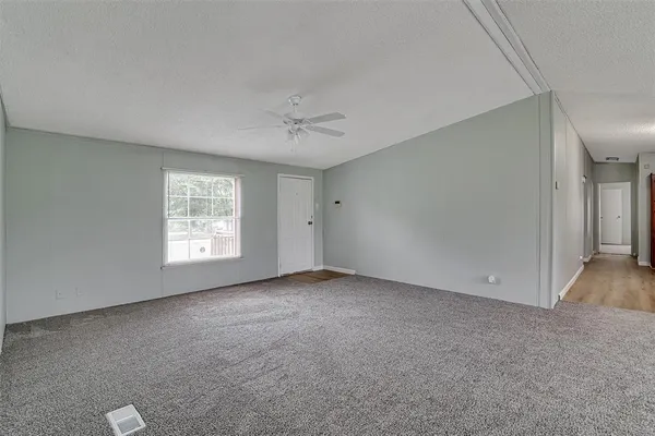 $1,675 | 140 H And O Lane, Alvarado, TX 76009