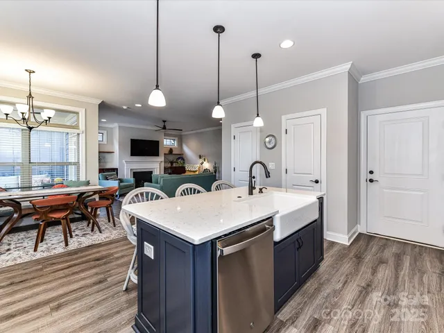 $525,000 | 1026 Galloway Drive, Matthews, NC 28104