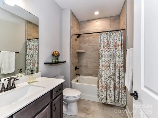 $525,000 | 1026 Galloway Drive, Matthews, NC 28104