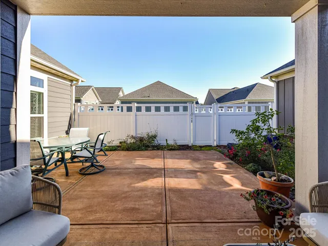 $525,000 | 1026 Galloway Drive, Matthews, NC 28104