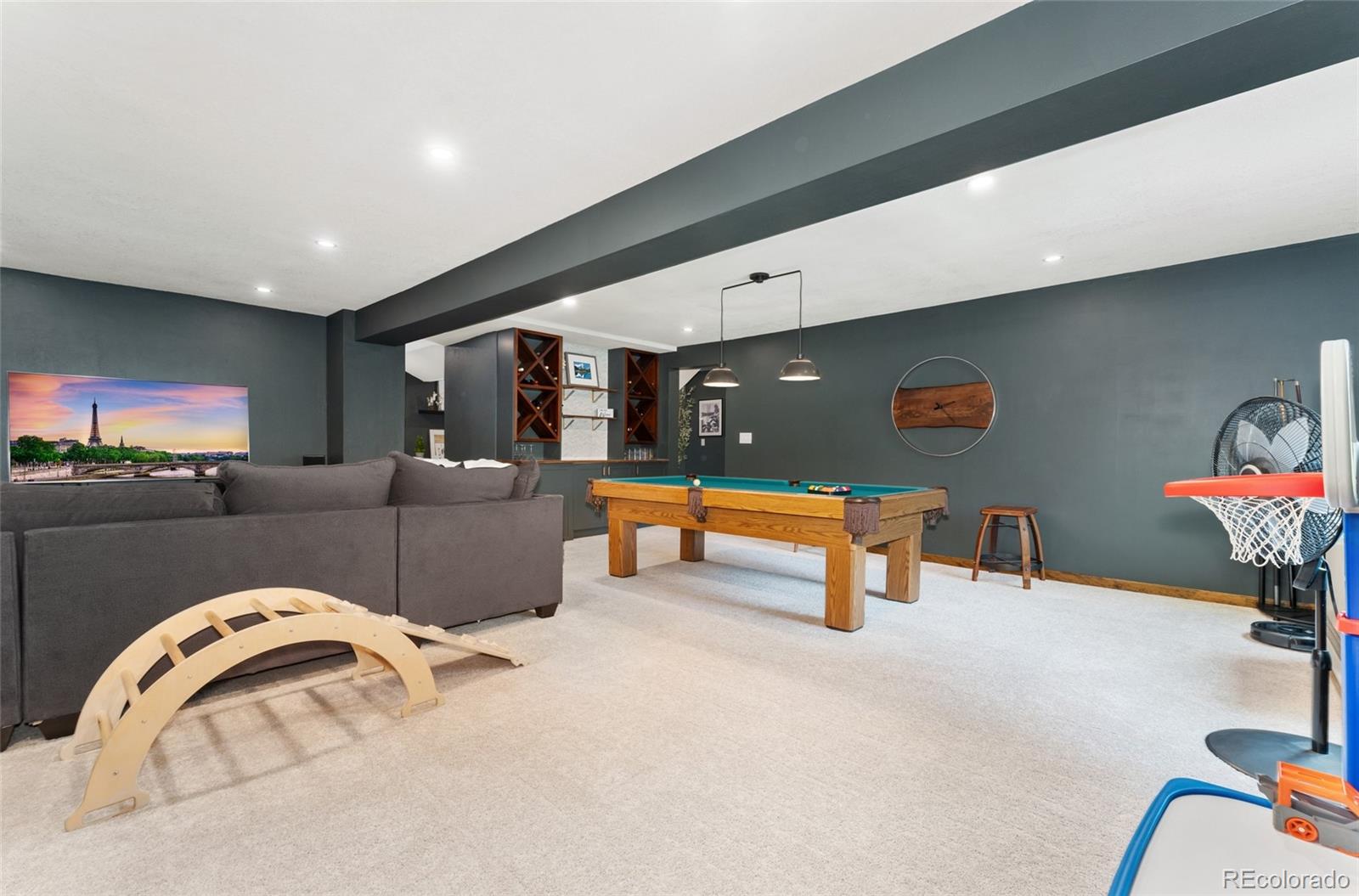 24333 Bent Feather Road Conifer, CO 80433 - Photo 31 of 50 a living room with furniture
