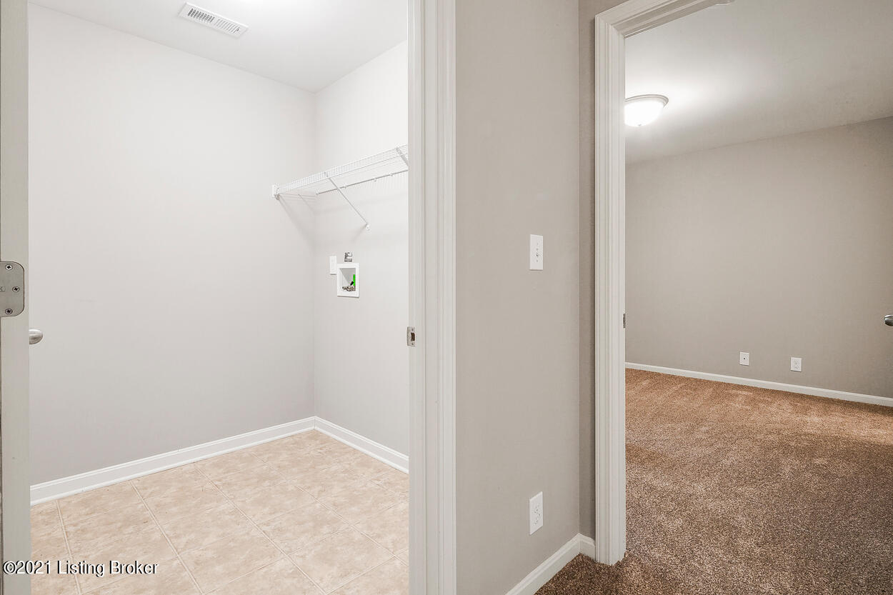 6508 Renate Road Louisville, KY 40291 - Photo 26 of 37 29