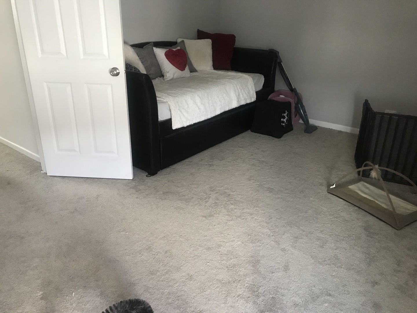 3350 Ravinia Circle Aurora, IL 60504 - Photo 8 of 11 a room with a bed and a mirror