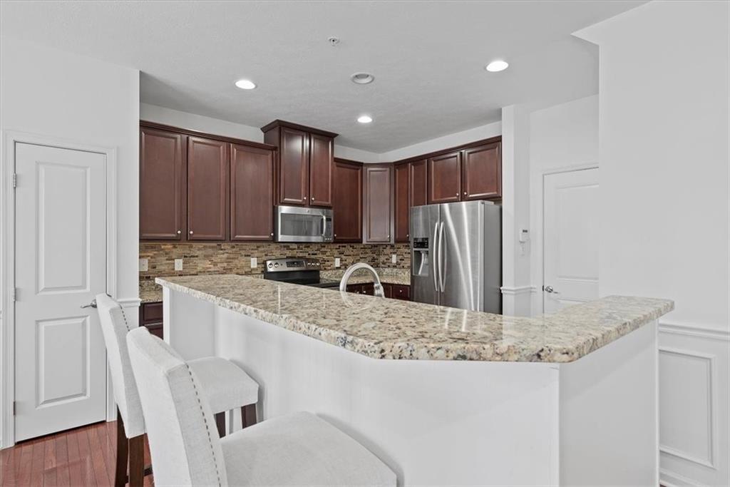 414 Rosecliff Road Wexford, PA 15090 - Photo 8 of 24 Gallery Image 8