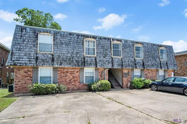 $1,000 | 445 West Parker Boulevard, Unit 4, Baton Rouge, LA 70808