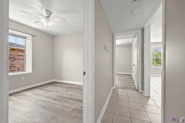 $1,000 | 445 West Parker Boulevard, Unit 4, Baton Rouge, LA 70808