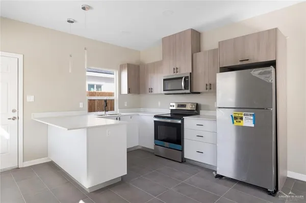 $1,175 | 3504 Frio Drive, Unit 4, McAllen, TX 78504
