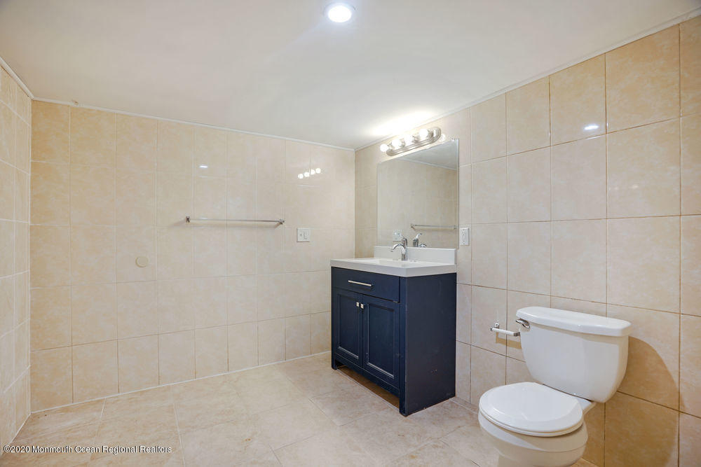 156 Whalepond Road Oakhurst, NJ 07755 - Photo 46 of 53 052_dsc01095