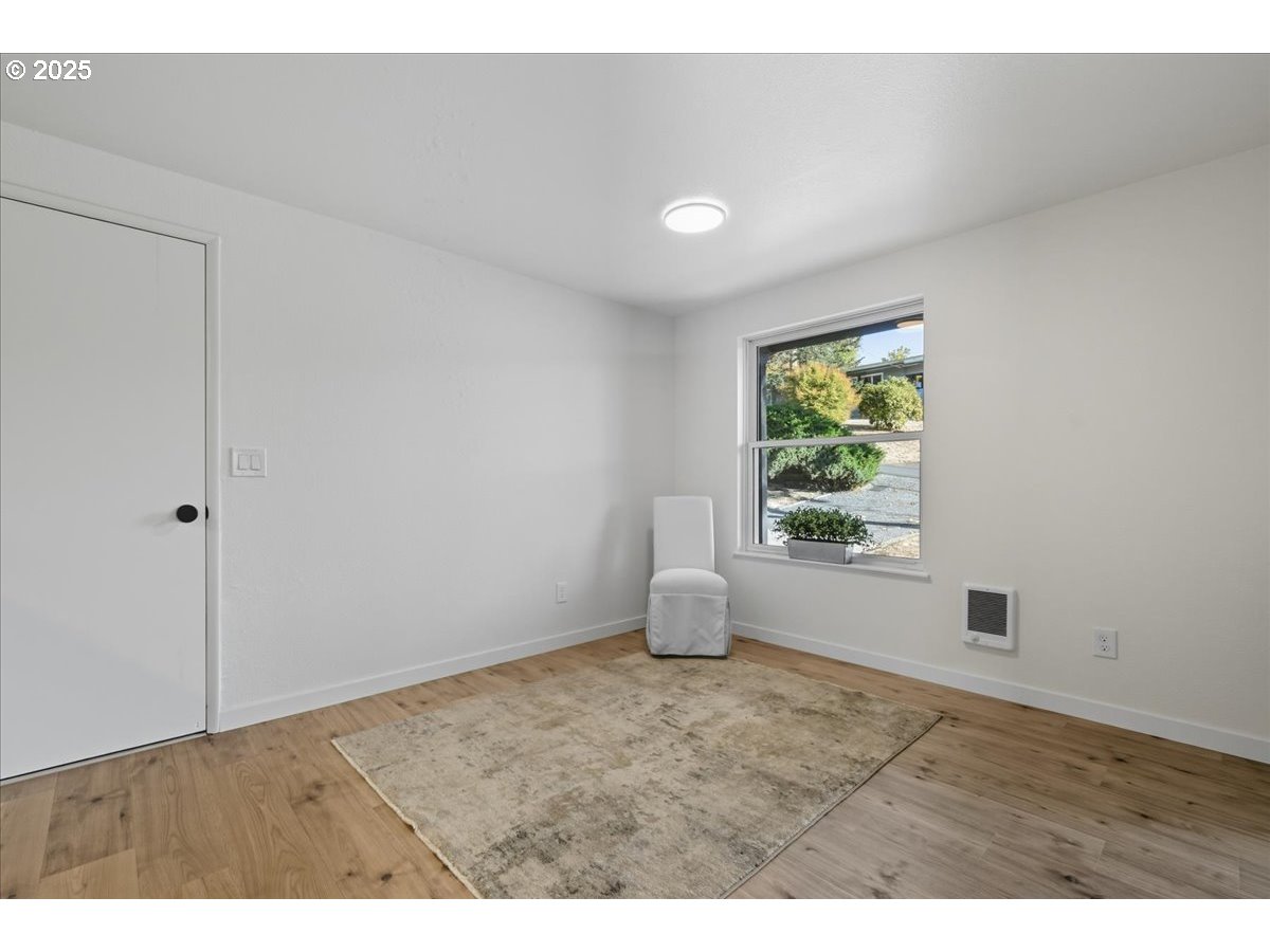 315 Fox Street Rainier, OR 97048 - Photo 11 of 31 Gallery Image 11
