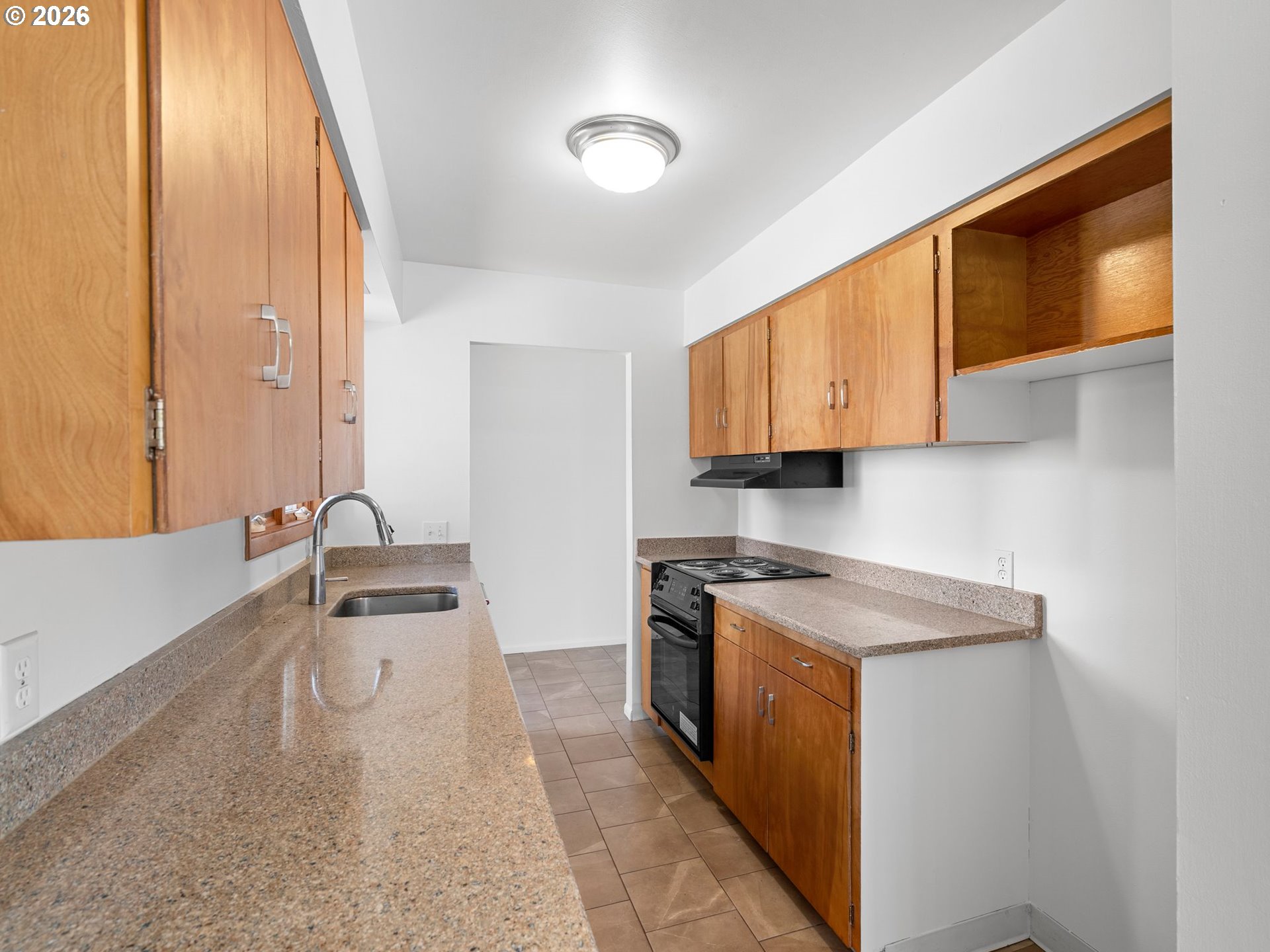 6919 Southwest 10th Avenue Portland, OR 97219 - Photo 14 of 29