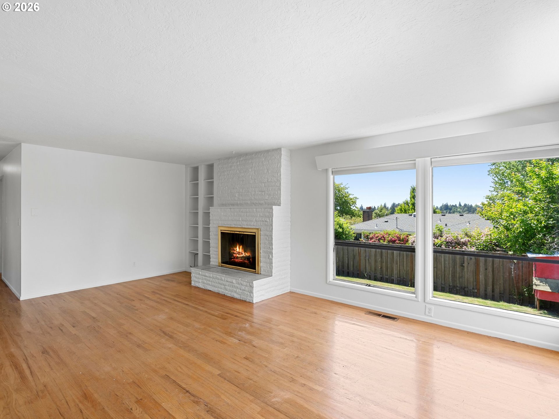 6919 Southwest 10th Avenue Portland, OR 97219 - Photo 8 of 29