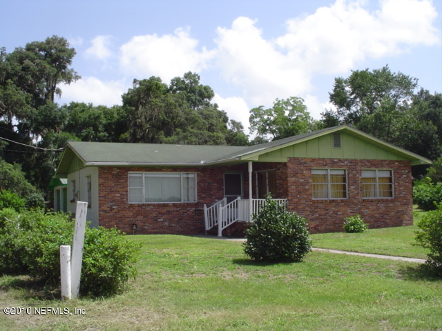 710 Huntington Road Crescent City, FL 32112 - Photo 1 of 5 Front view