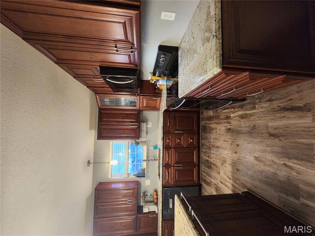 130 Emerald Way East Granite City, IL 62040 - Photo 16 of 38