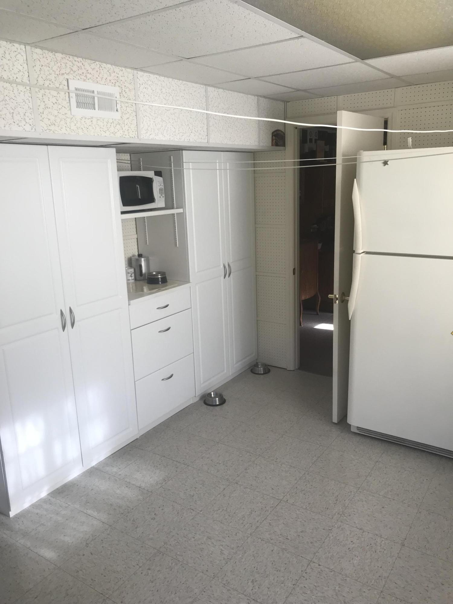4097 Welcome Valley Road Southeast Roanoke, VA 24014 - Photo 17 of 20 LAUNDRY