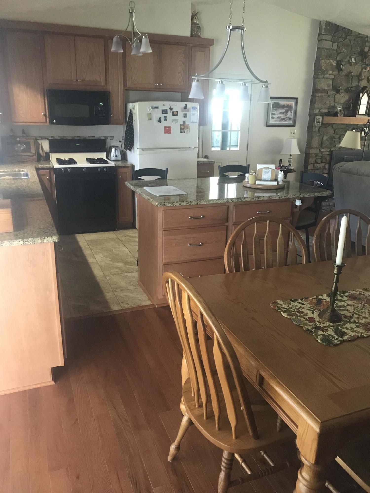 4097 Welcome Valley Road Southeast Roanoke, VA 24014 - Photo 19 of 20 KITCHEN