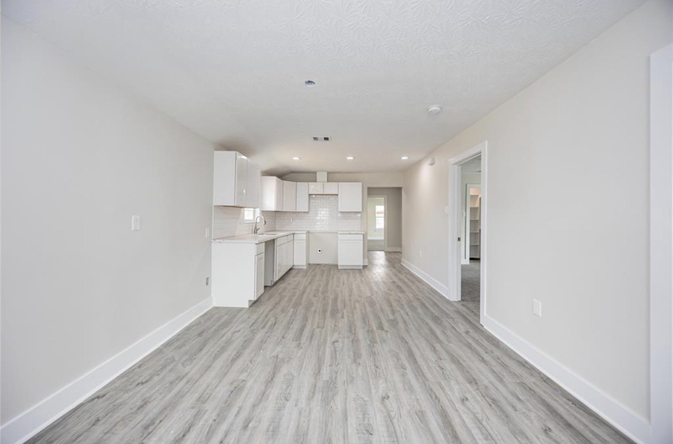 7921 Little Street Houston, TX 77028 - Photo 6 of 20