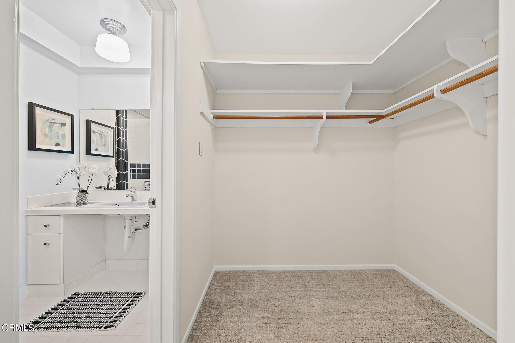 3451 Brookhill Street Glendale, CA 91214 - Photo 37 of 65 a bathroom with a sink and a mirror