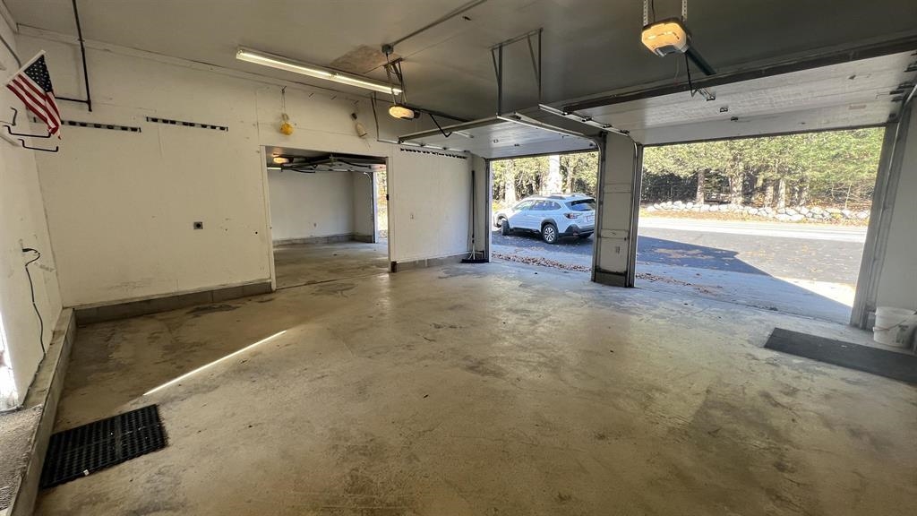 64 Crown Point Road Rochester, NH 03867 - Photo 5 of 28