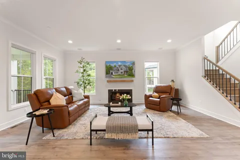 $1,749,828 | 23932 Nightsong Court, Aldie, VA 20105