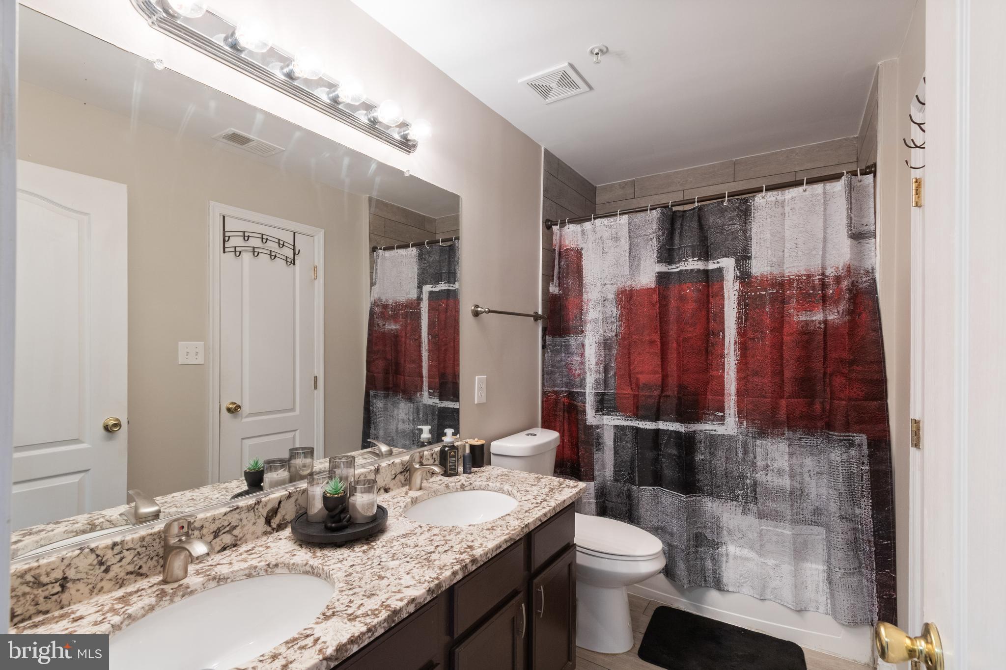 10102 Mike Road Fort Washington, MD 20744 - Photo 29 of 43 Upstair Full Bathroom