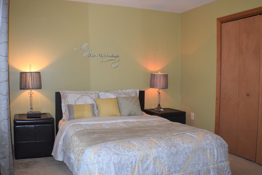 8 Arrowsic Street Worcester, MA 01606 - Photo 8 of 19 Gallery Image 8