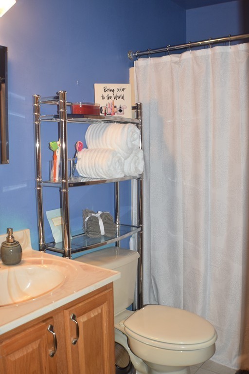 8 Arrowsic Street Worcester, MA 01606 - Photo 10 of 19 Gallery Image 10