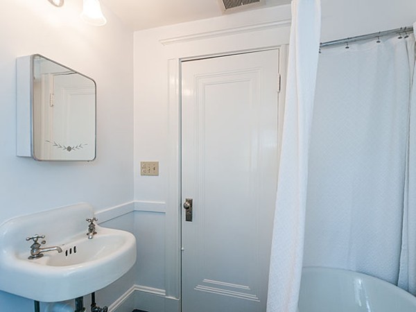 20 Crofton Road Newton, MA 02468 - Photo 17 of 22 Gallery Image 17