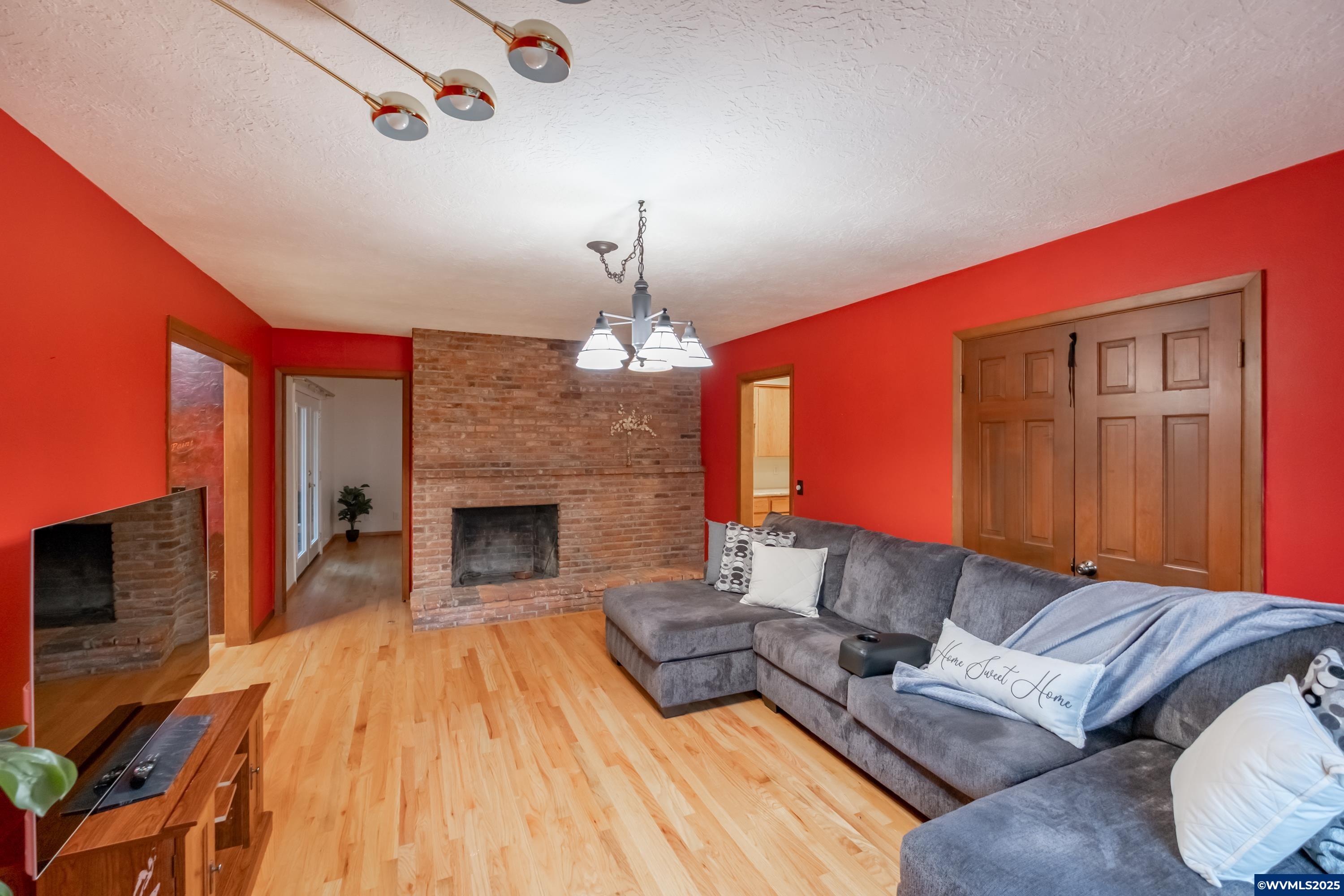 3105 Southwest Liberty Street Albany, OR 97321 - Photo 8 of 50 Gallery Image 8