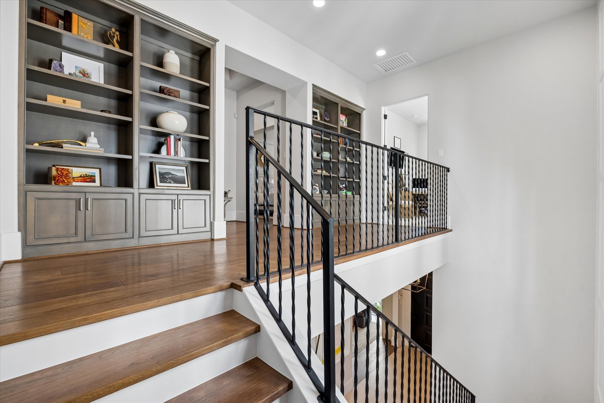 3615 Overbrook Lane Houston, TX 77027 - Photo 21 of 34 a view of entryway with a window and stairs