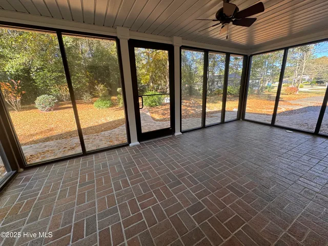 $499,999 | 101 Forest Drive, Clinton, NC 28328