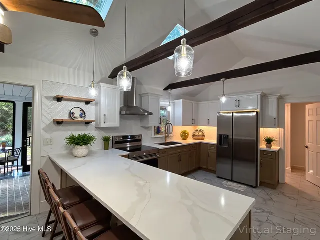 $499,999 | 101 Forest Drive, Clinton, NC 28328