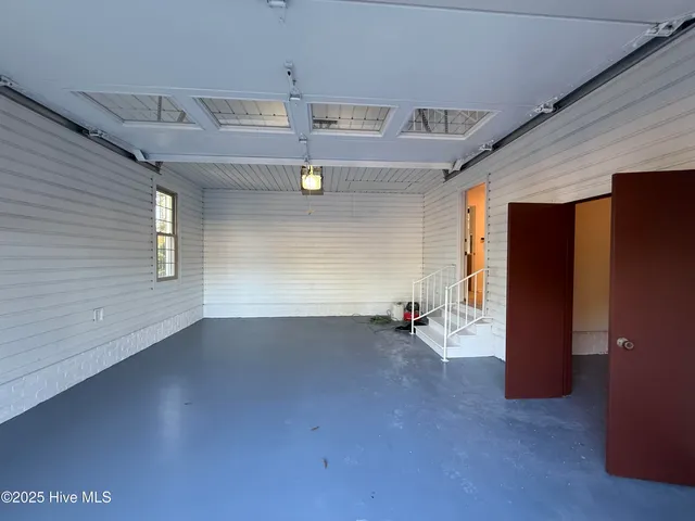 $499,999 | 101 Forest Drive, Clinton, NC 28328