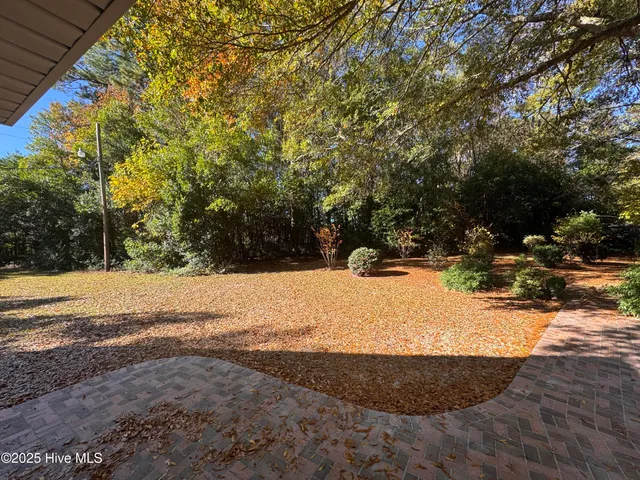 $499,999 | 101 Forest Drive, Clinton, NC 28328