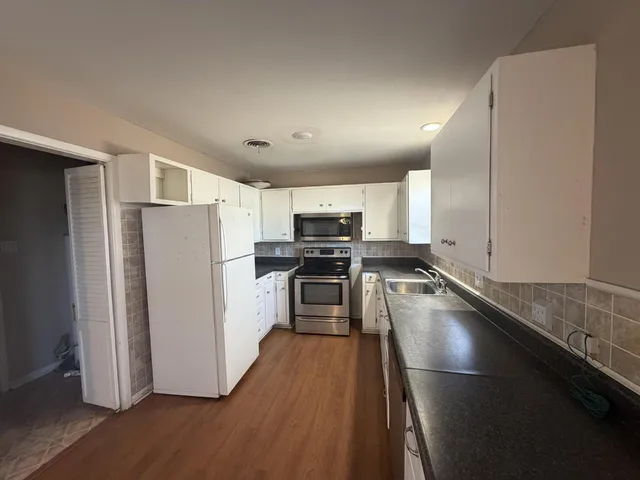 $1,000 | 4608 39th Street, Lubbock, TX 79414