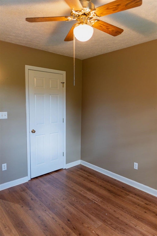 2065 Girkin Road Bowling Green, KY 42101 - Photo 18 of 38 Gallery Image 18